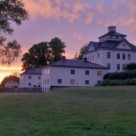 Oester Malma Hotel Marieberg  Bagian luar foto