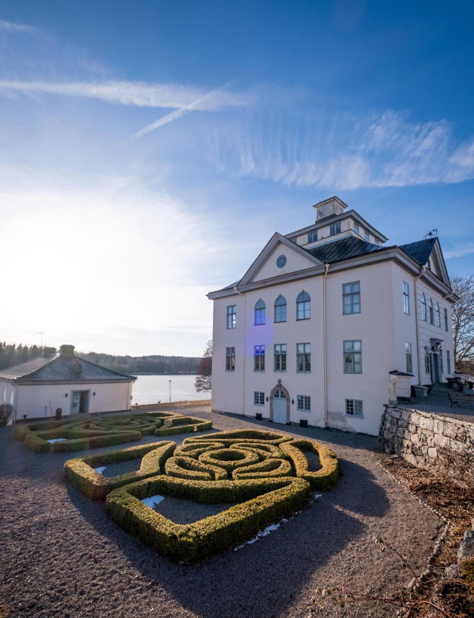 Oester Malma Hotel Marieberg  Bagian luar foto