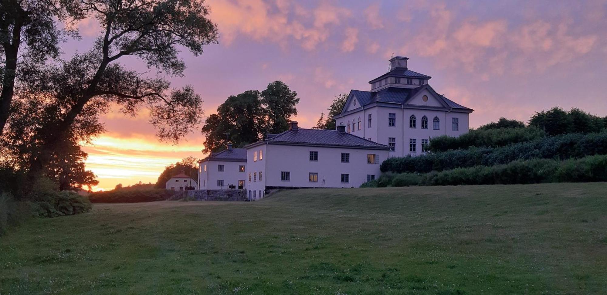Oester Malma Hotel Marieberg  Bagian luar foto