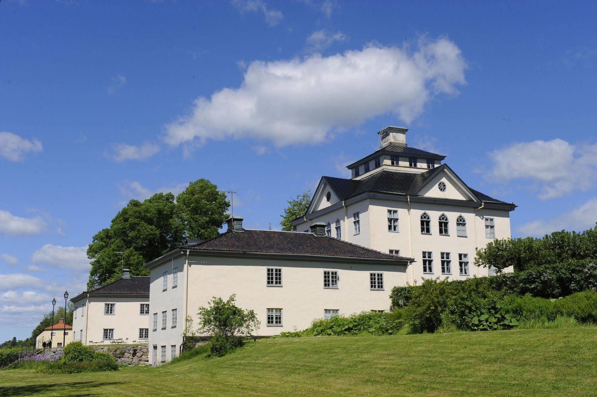 Oester Malma Hotel Marieberg  Bagian luar foto