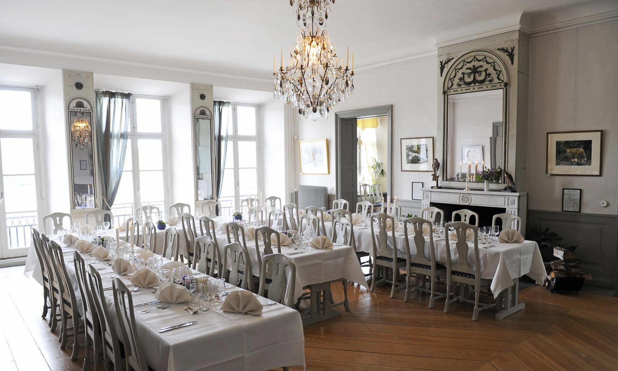 Oester Malma Hotel Marieberg  Bagian luar foto